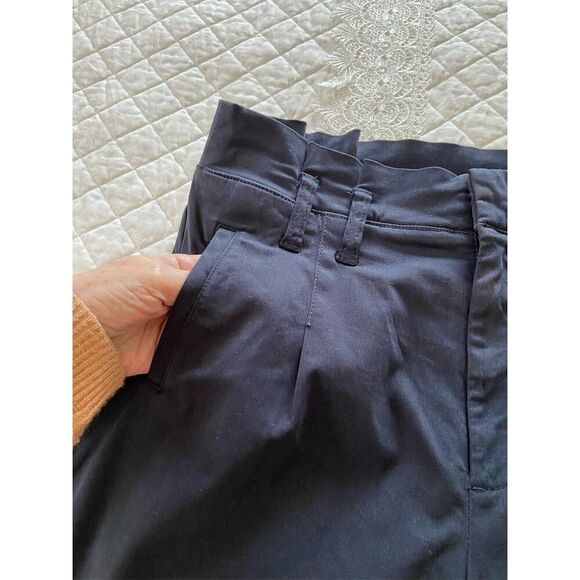 Cremieux Wide-Leg Navy Cropped Pants Paper bag waist Size 4 Casual - Picture 8 of 12